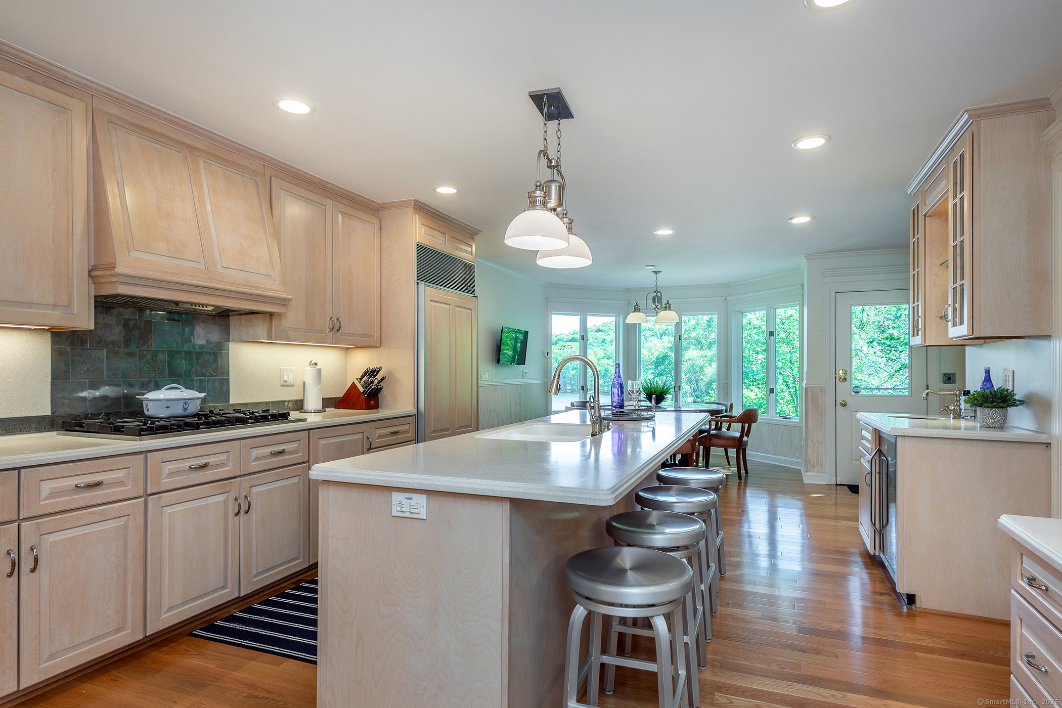 4 Harbour View, New Fairfield, Connecticut 06812