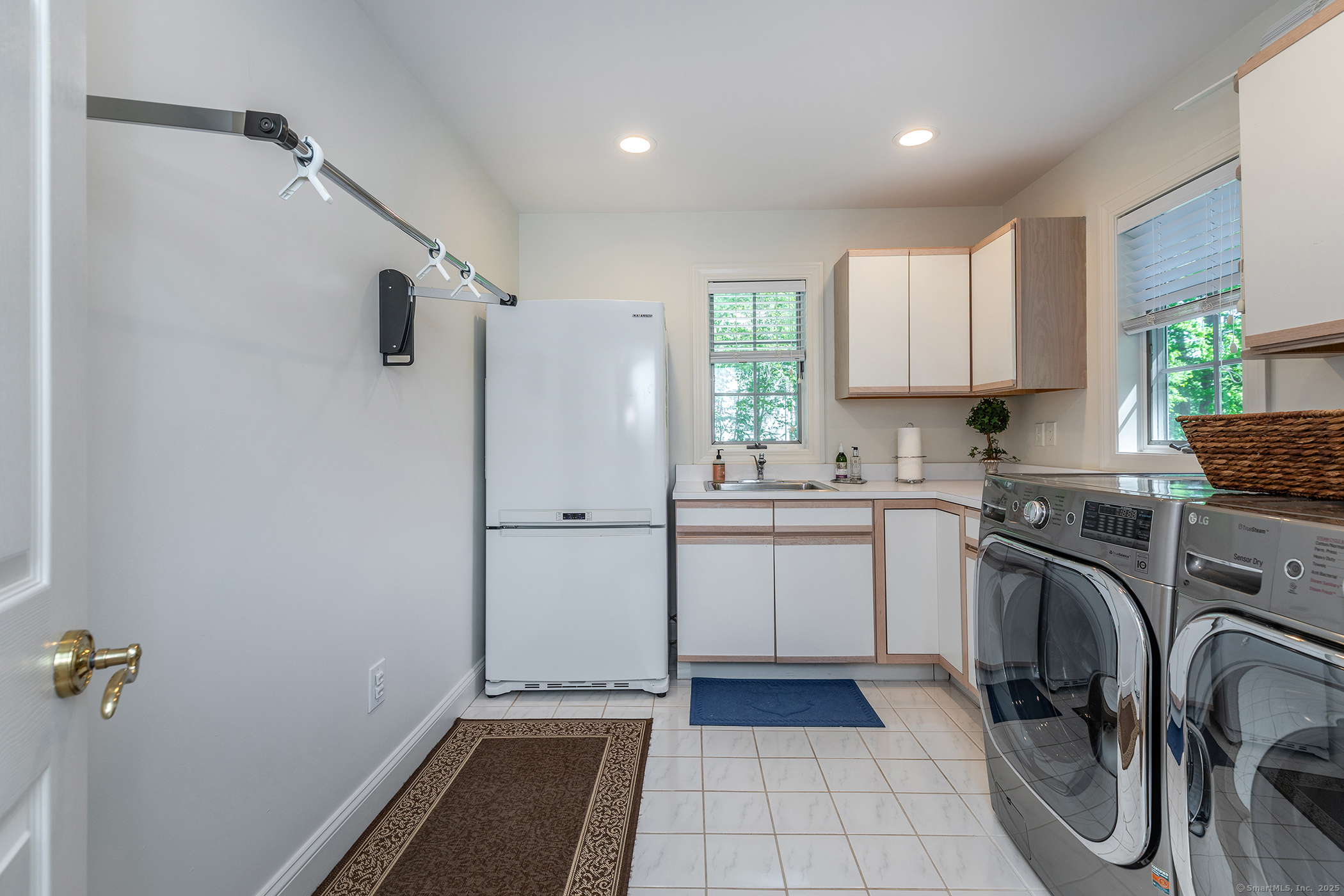 4 Harbour View, New Fairfield, Connecticut 06812