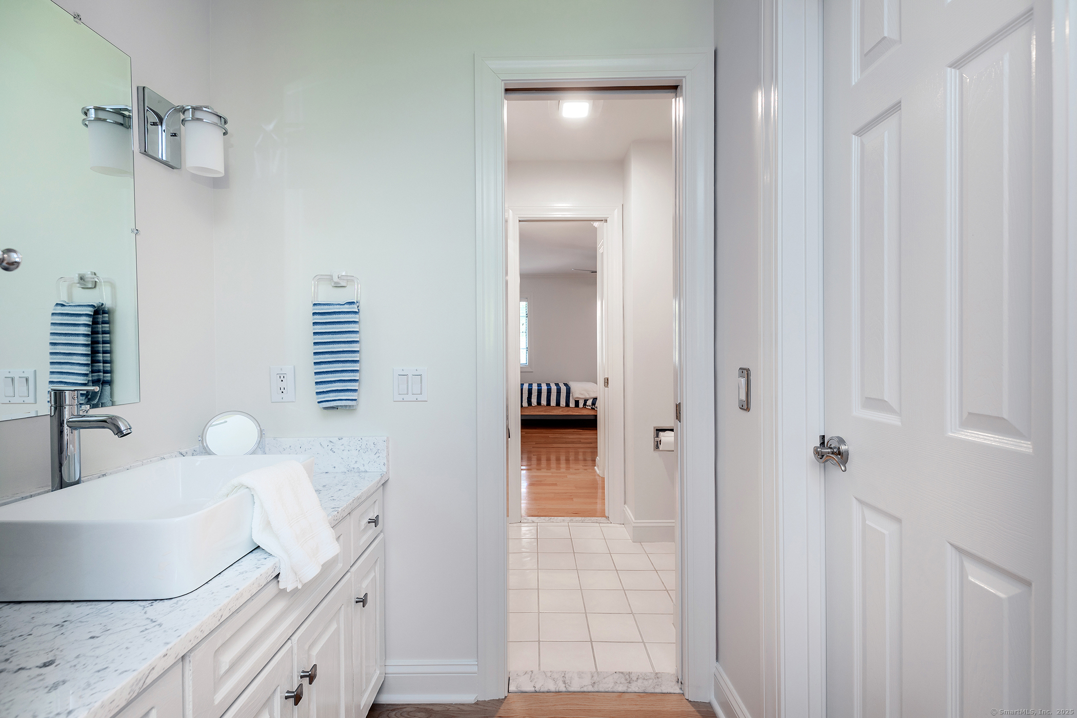 4 Harbour View, New Fairfield, Connecticut 06812