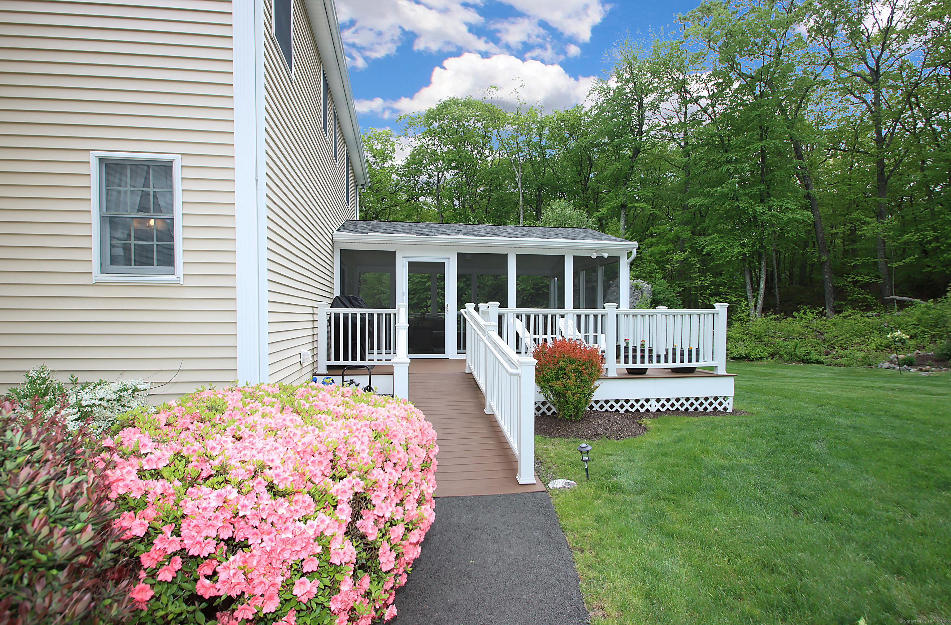 8 Secor, Brookfield, Connecticut 06804