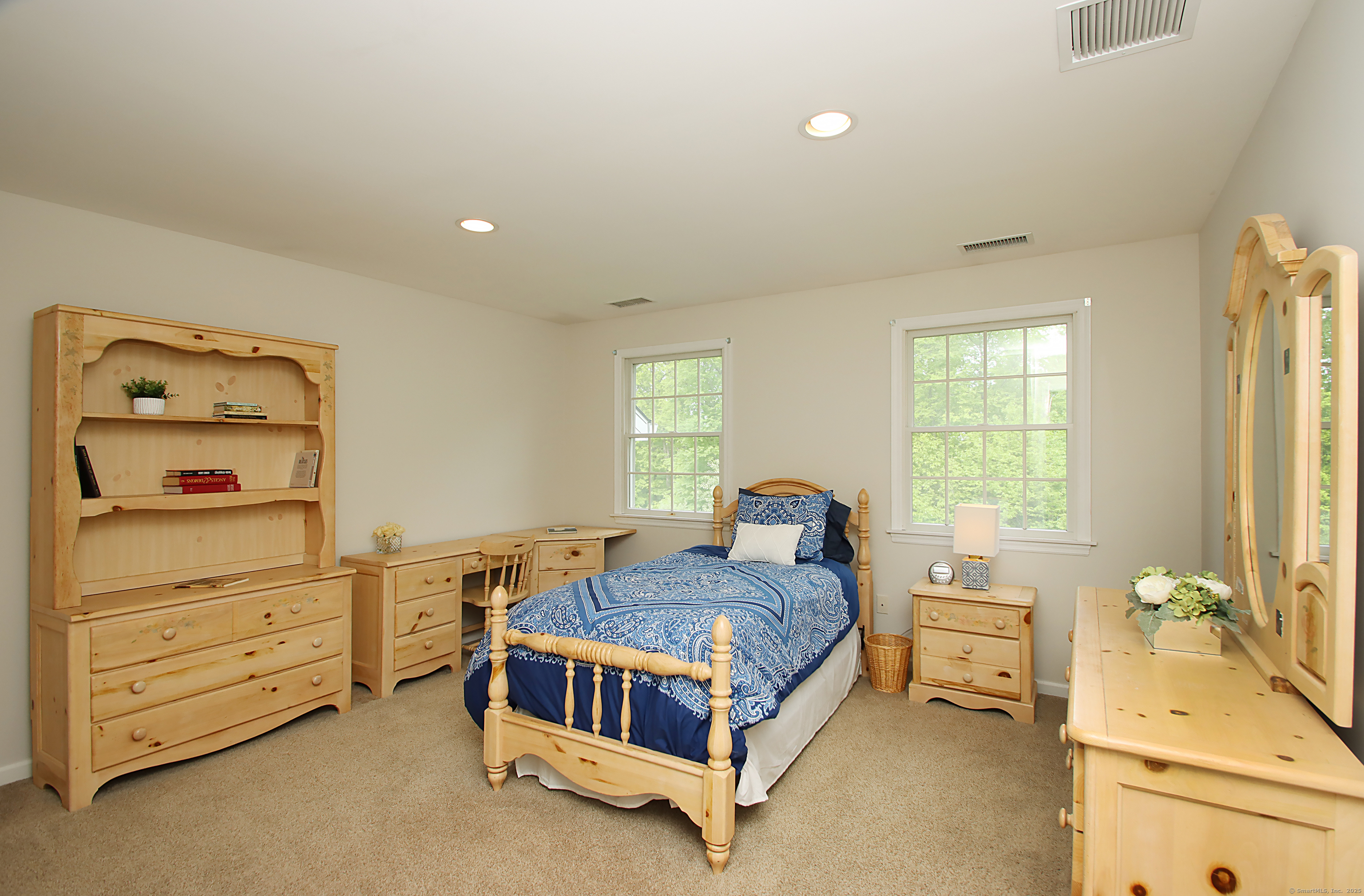 8 Secor, Brookfield, Connecticut 06804
