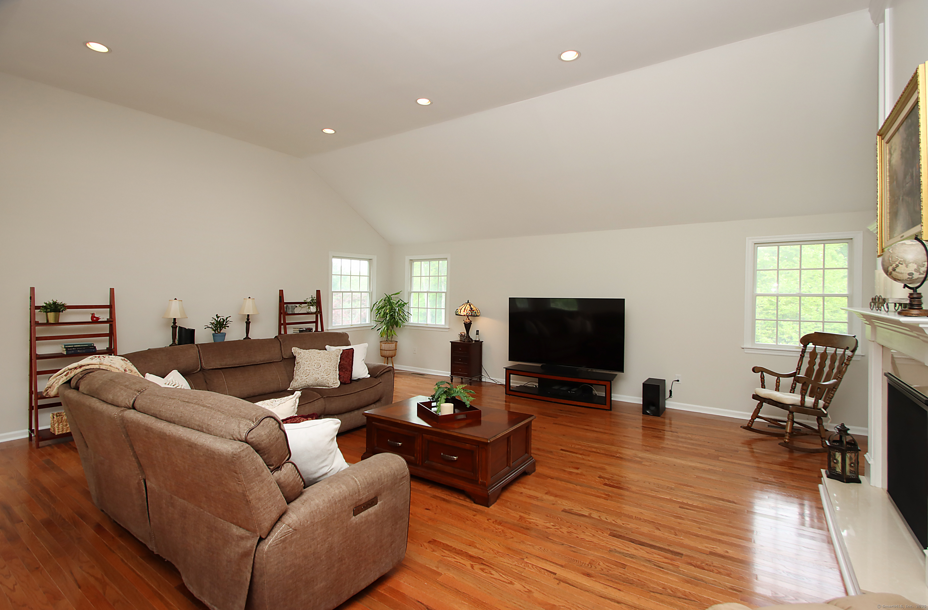 8 Secor, Brookfield, Connecticut 06804