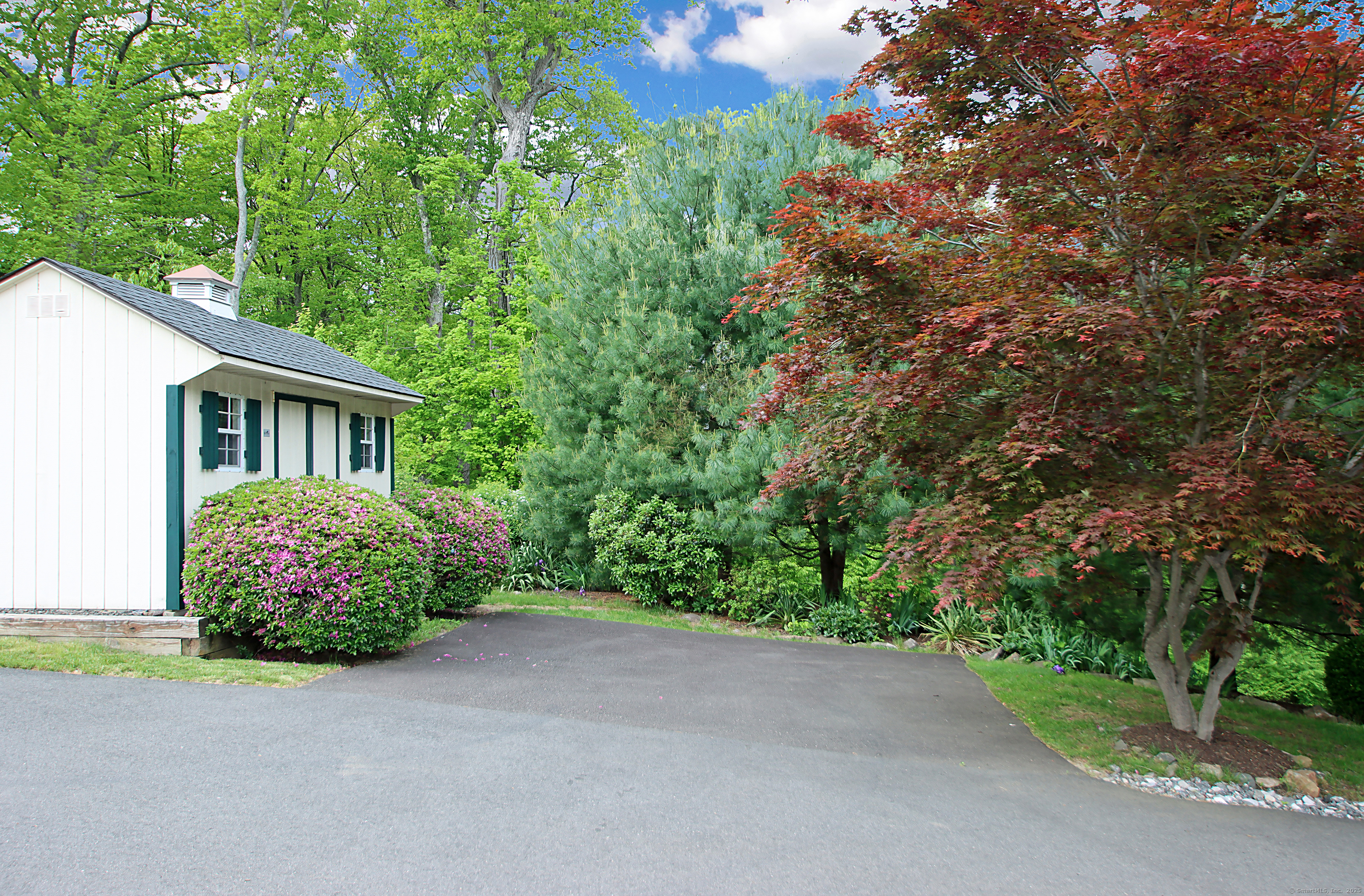 8 Secor, Brookfield, Connecticut 06804
