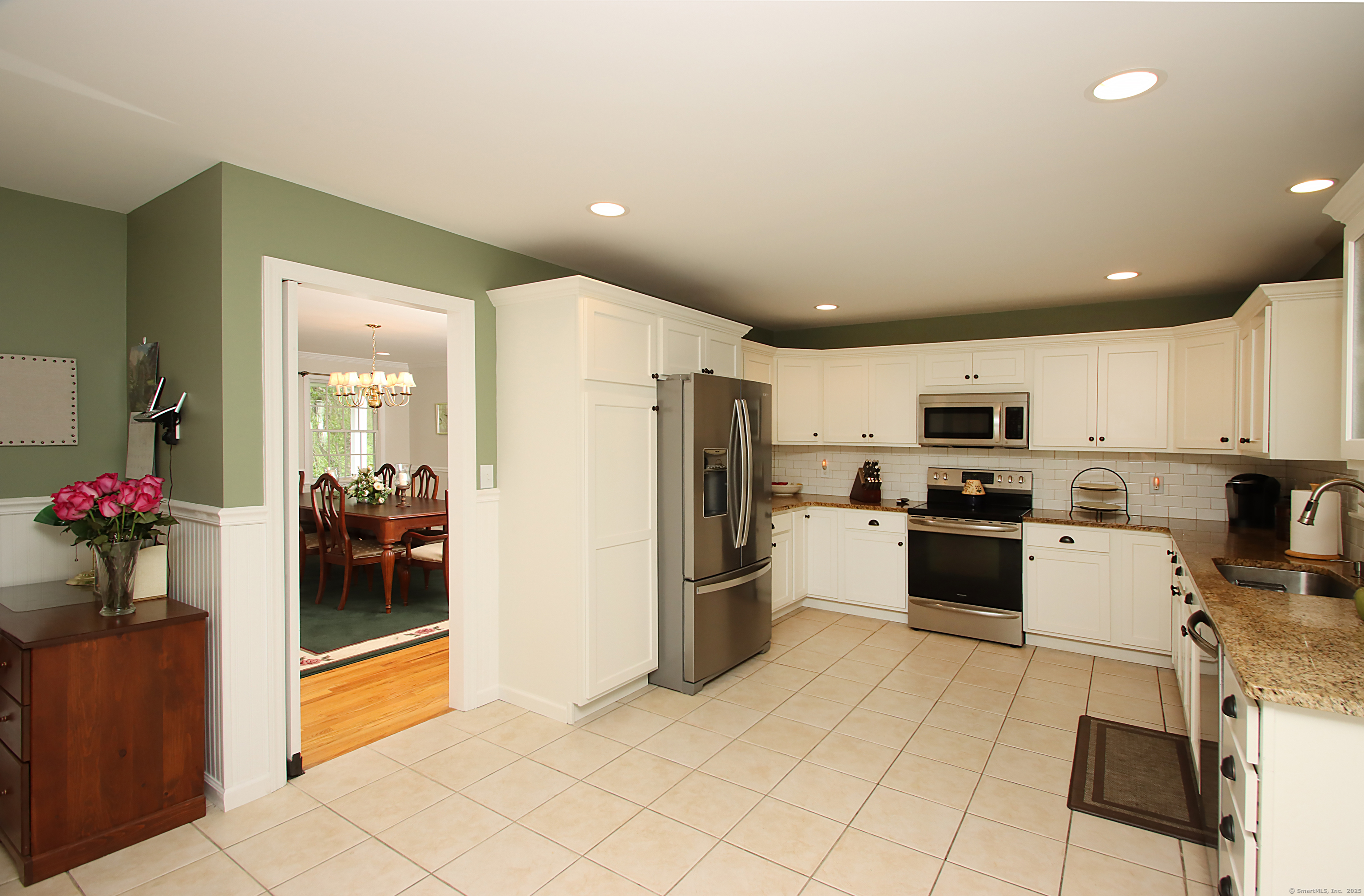 8 Secor, Brookfield, Connecticut 06804
