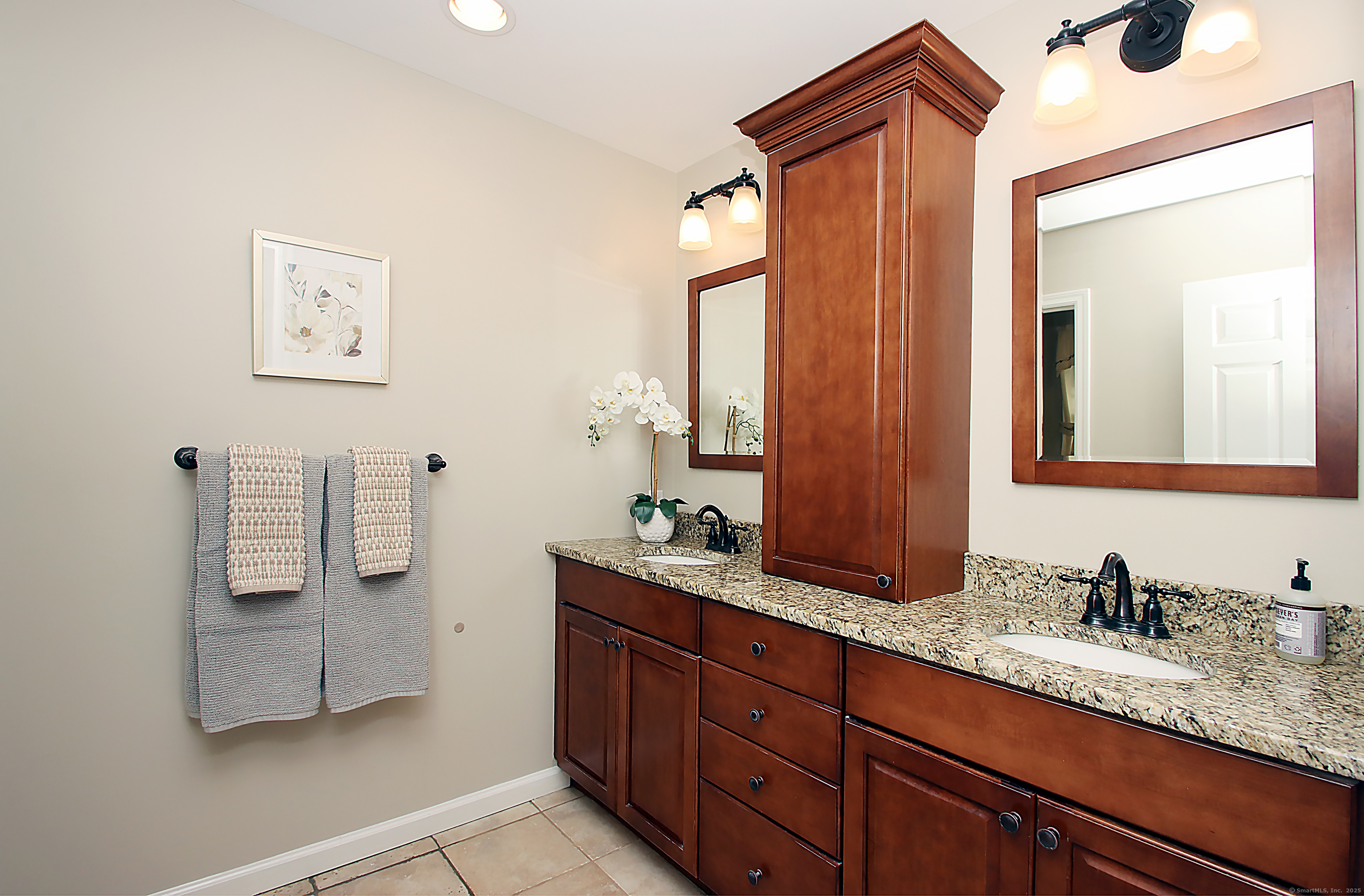 8 Secor, Brookfield, Connecticut 06804