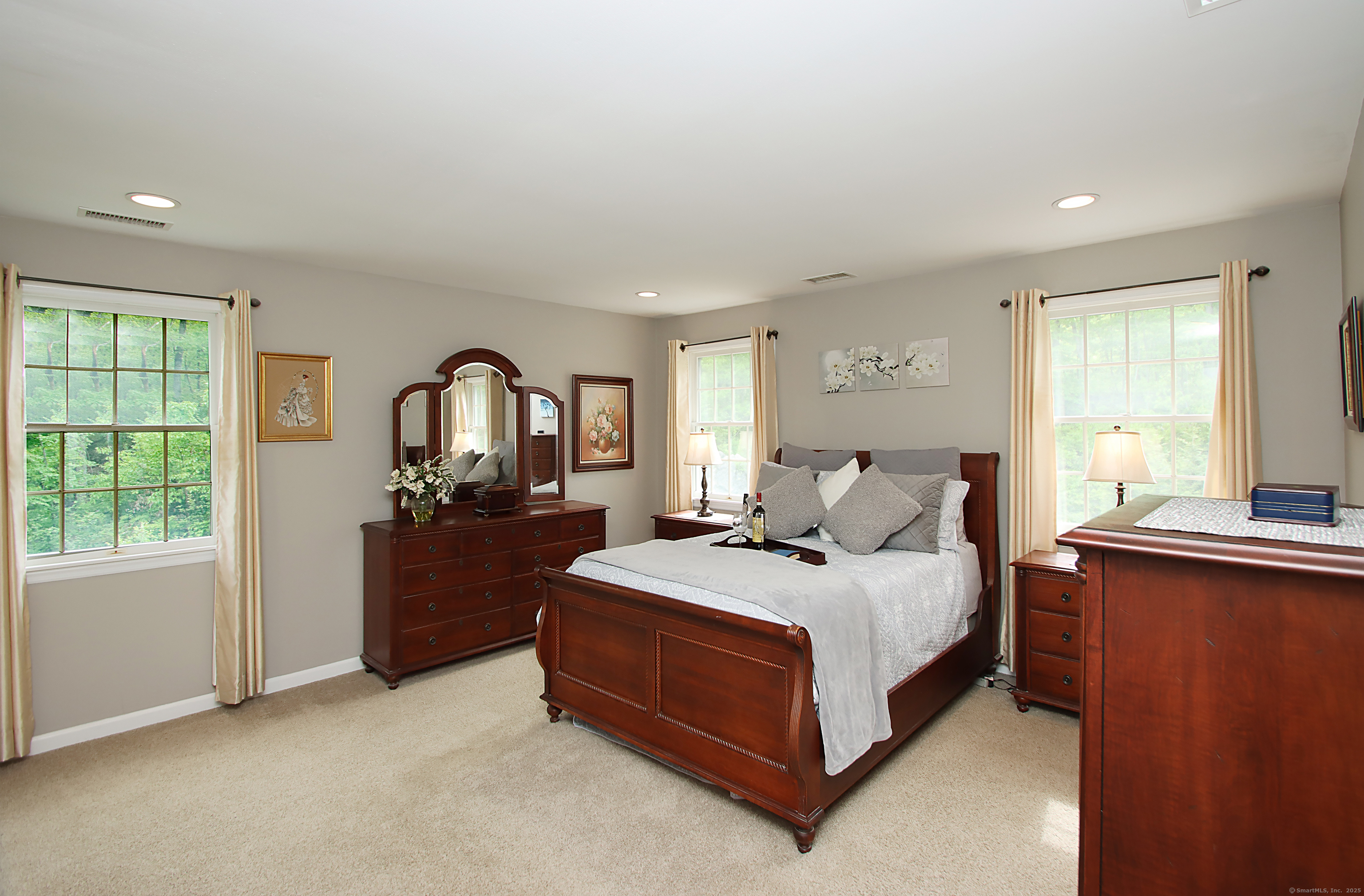 8 Secor, Brookfield, Connecticut 06804