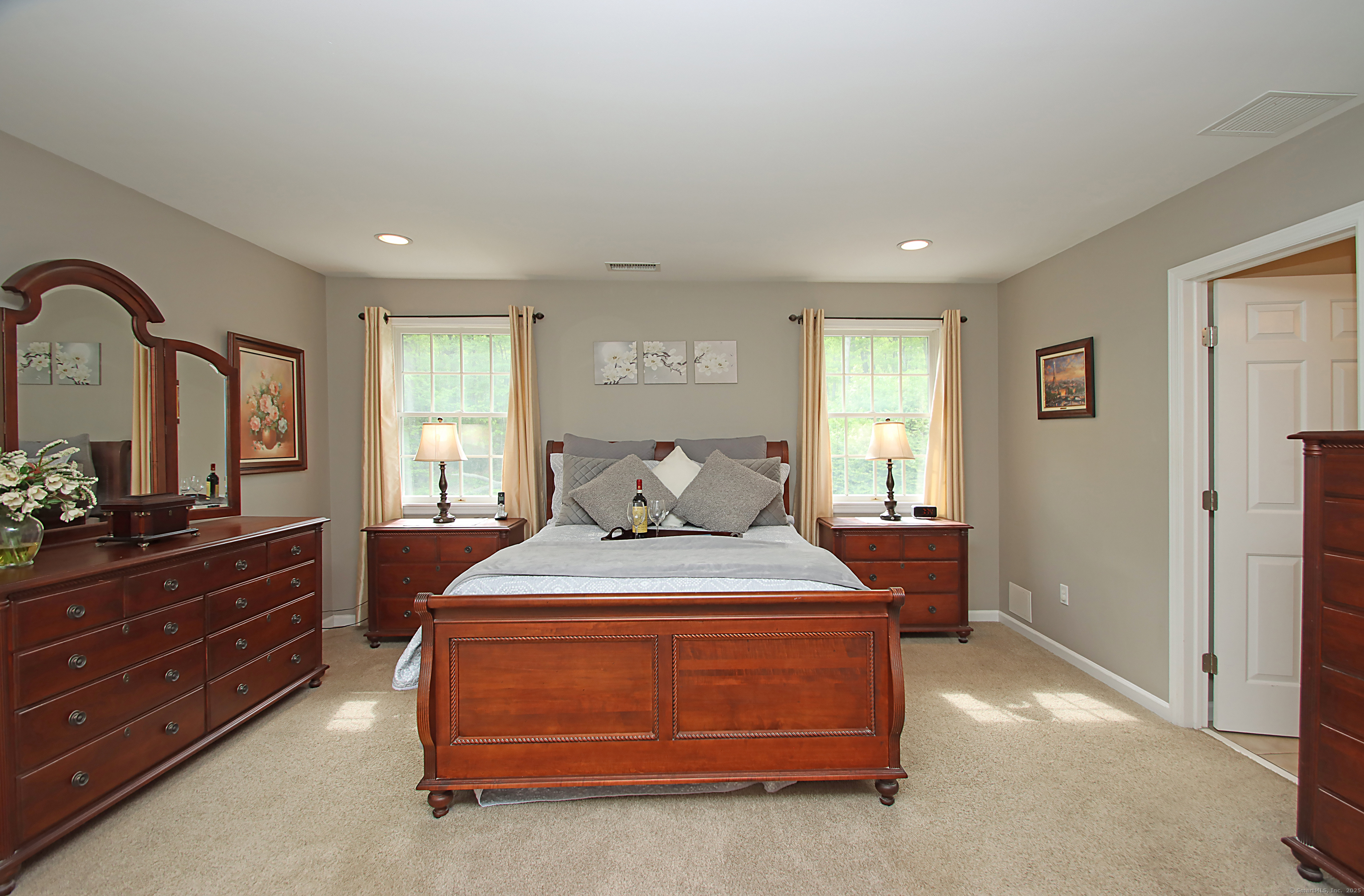 8 Secor, Brookfield, Connecticut 06804