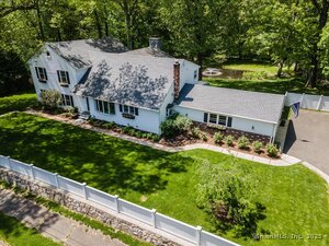 25 Fox Run Road