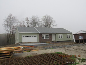 Homes for sale in Naugatuck, CT | 57 Warm Earth Rd, Naugatuck, CT 06770 | MLS# 24067542