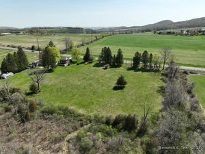 Homes for sale in Sharon, CT | 400 Gay St, Sharon, CT 06069 | MLS# 24096674