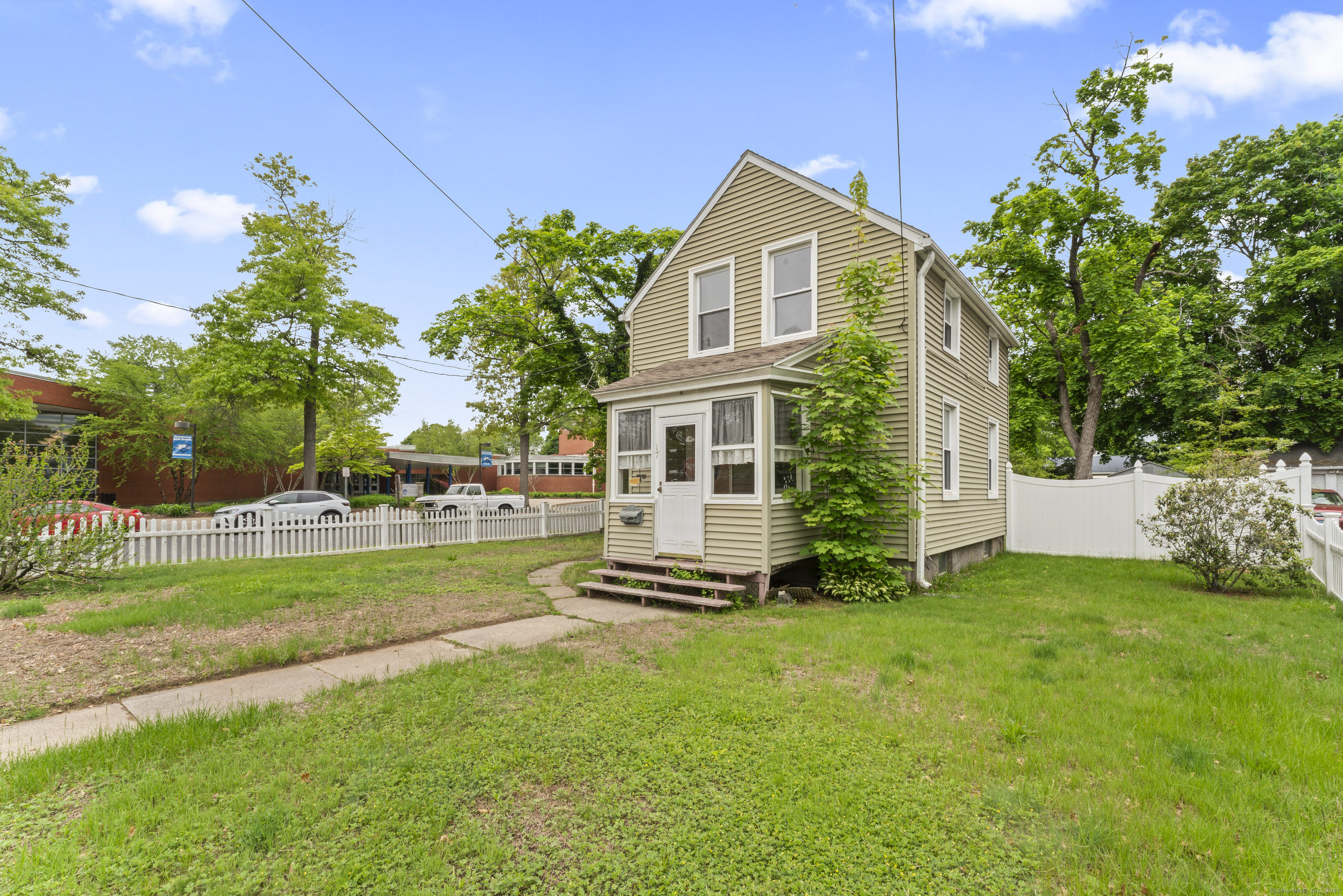 17 Laurel Street Plainville CT