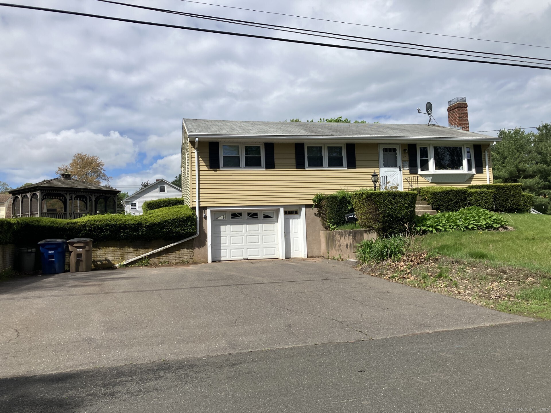 17 Grove Street Vernon CT
