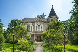 Homes for sale in Newtown, CT | 13 Sugar St, Newtown, CT 06470 | MLS# 24094474