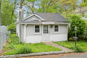 Homes for sale in Branford, CT | 65 Waverly Park Rd, Branford, CT 06405 | MLS# 24096986