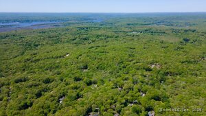 Homes for sale in Old Lyme, CT | 1 Burr Rd, Old Lyme, CT 06371 | MLS# 24096182