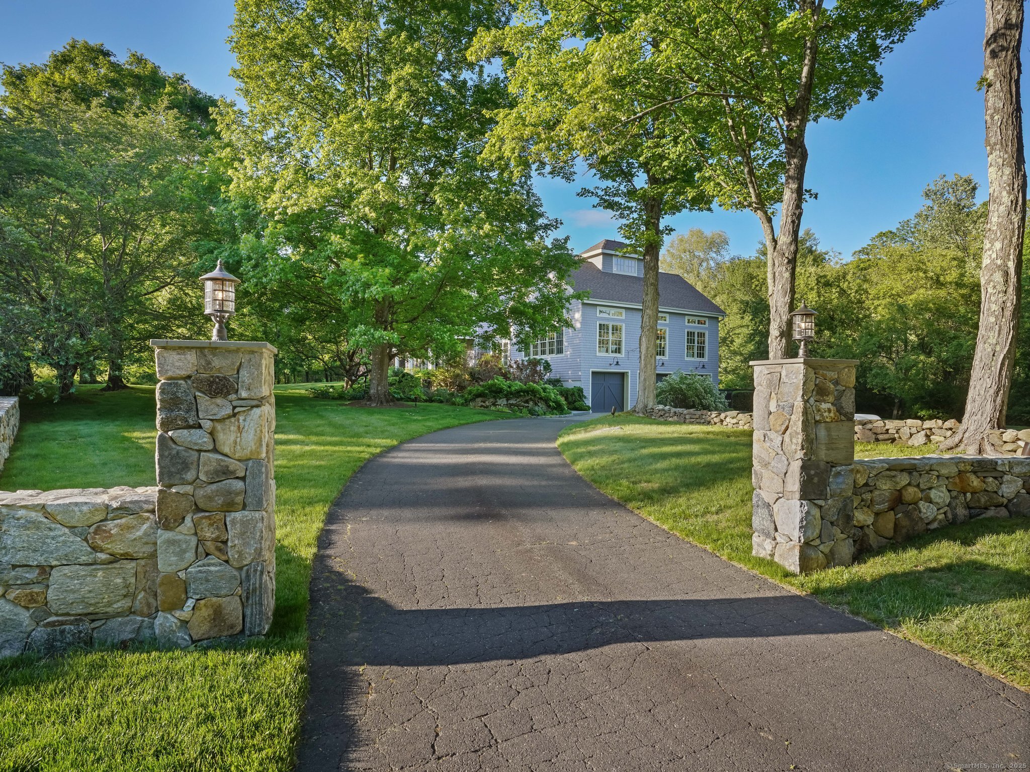 173 Farmingville, Ridgefield, Connecticut 06877