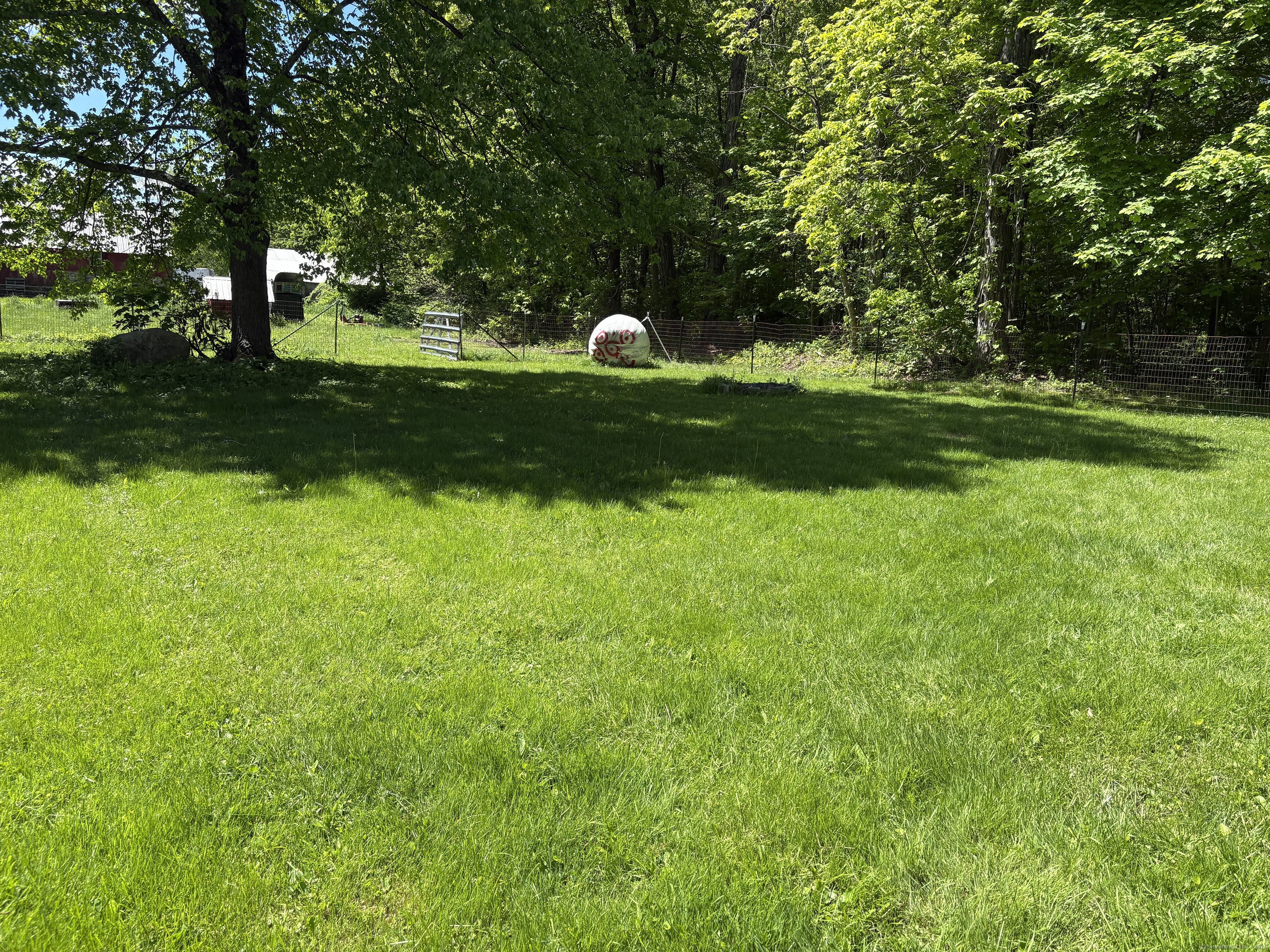 Burritt Hill photo 13