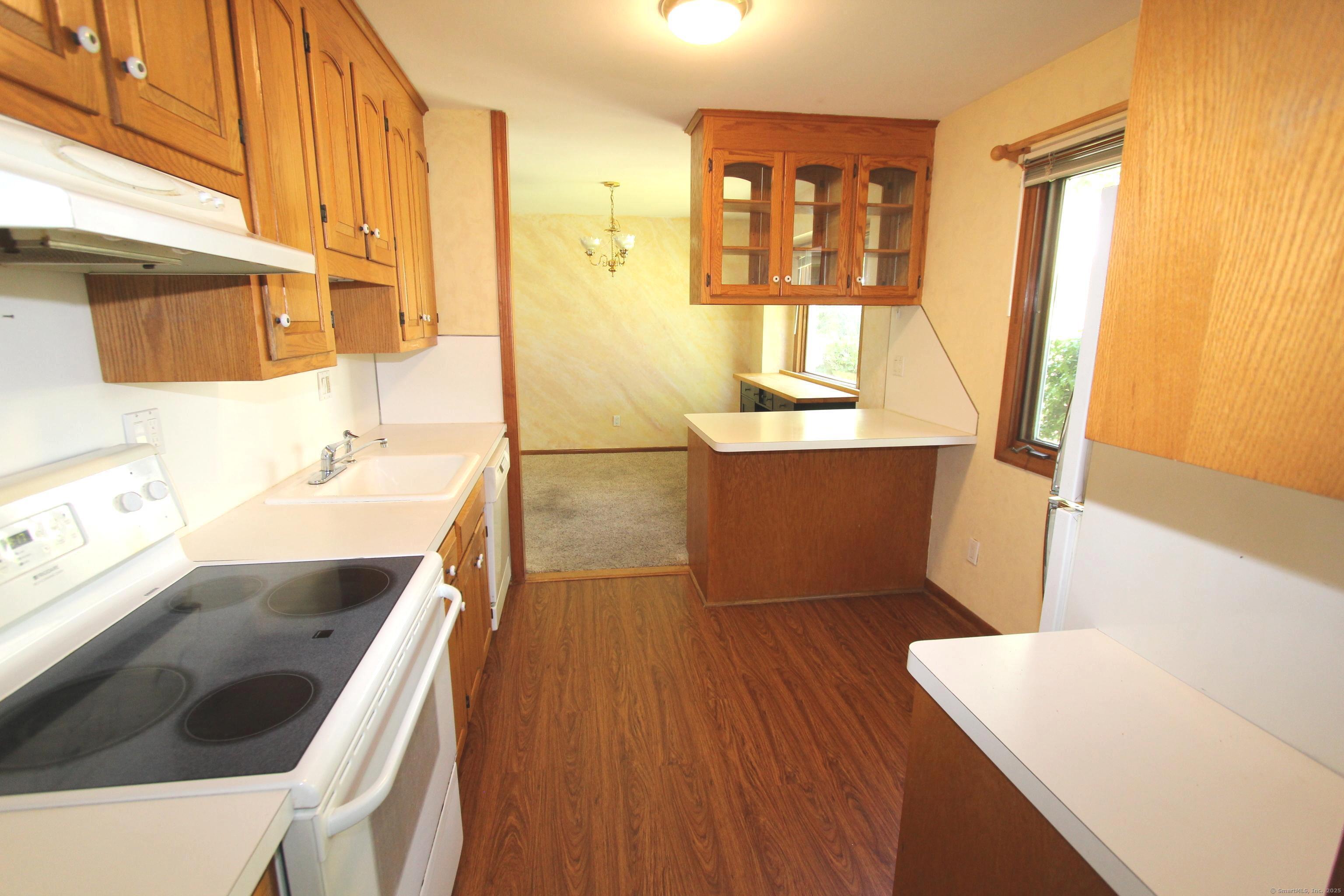 112 Paugassett, Shelton, 06484, 2 Bedrooms Bedrooms, ,2 BathroomsBathrooms,Condo/co-op For Sale,For Sale,Paugassett,24087979