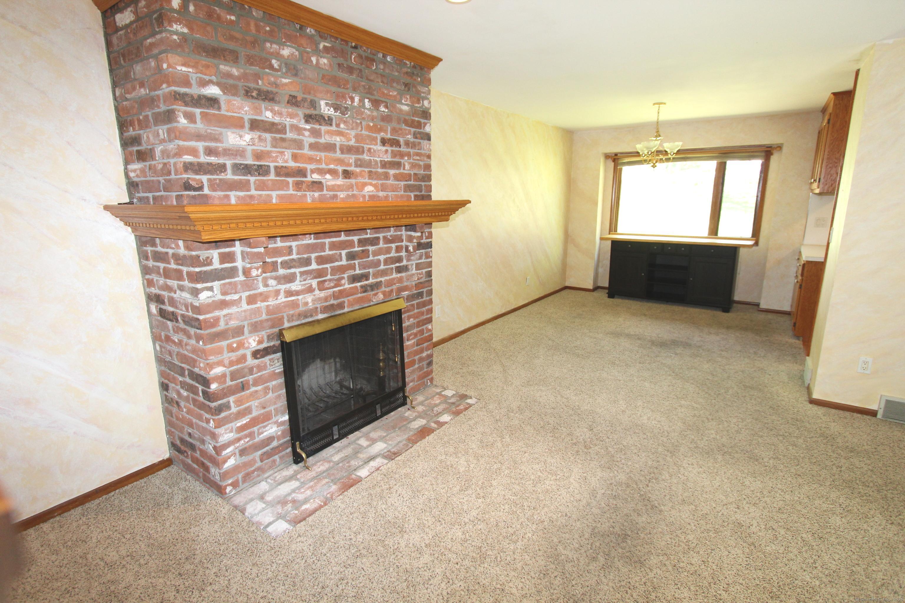 112 Paugassett, Shelton, 06484, 2 Bedrooms Bedrooms, ,2 BathroomsBathrooms,Condo/co-op For Sale,For Sale,Paugassett,24087979