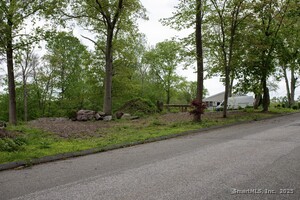 Homes for sale in Trumbull, CT | Lot 31 Valley View Rd, Trumbull, CT 06611 | MLS# 24097288