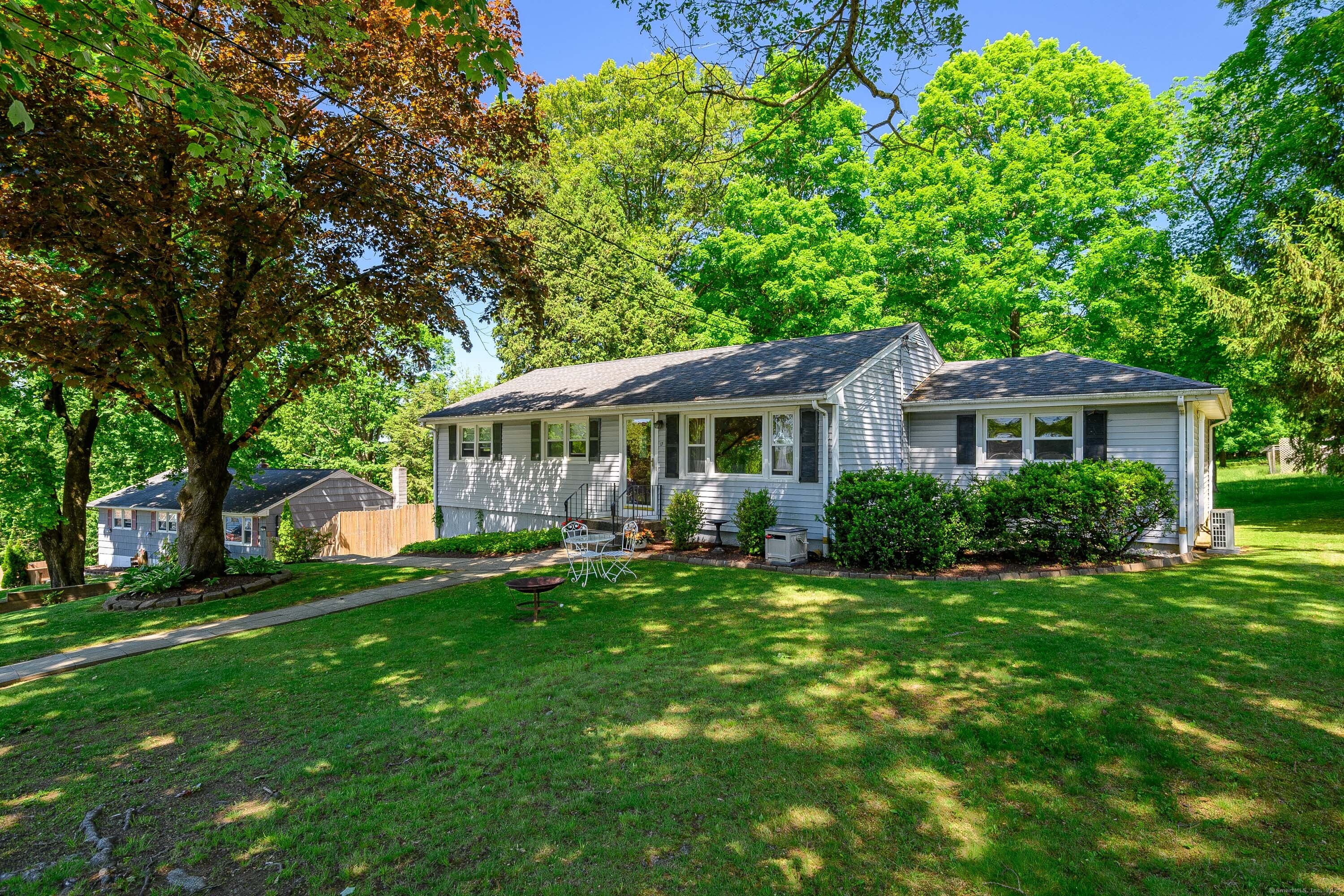 17 Castle Hill Drive Bethel CT