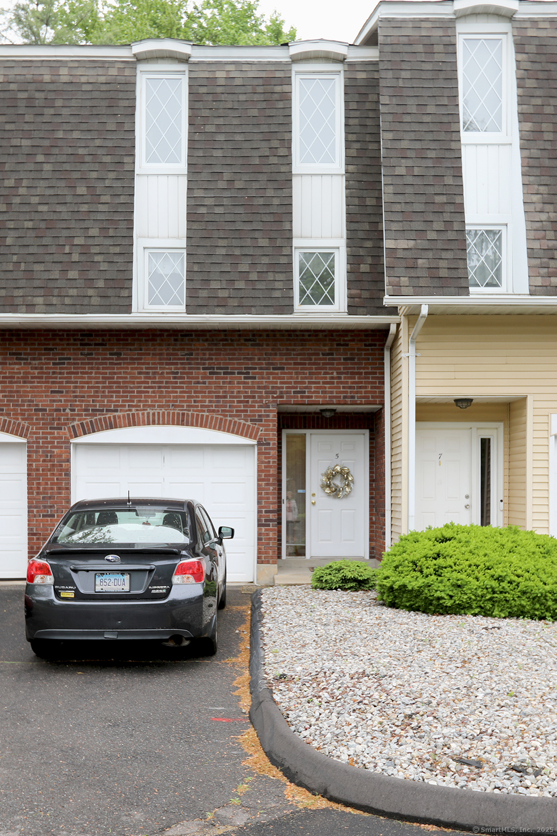 5 Northbrook Court East Hartford CT