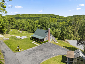 Homes for sale in Montville, CT | 80 Walker Rd, Montville, CT 06370 | MLS# 24097345