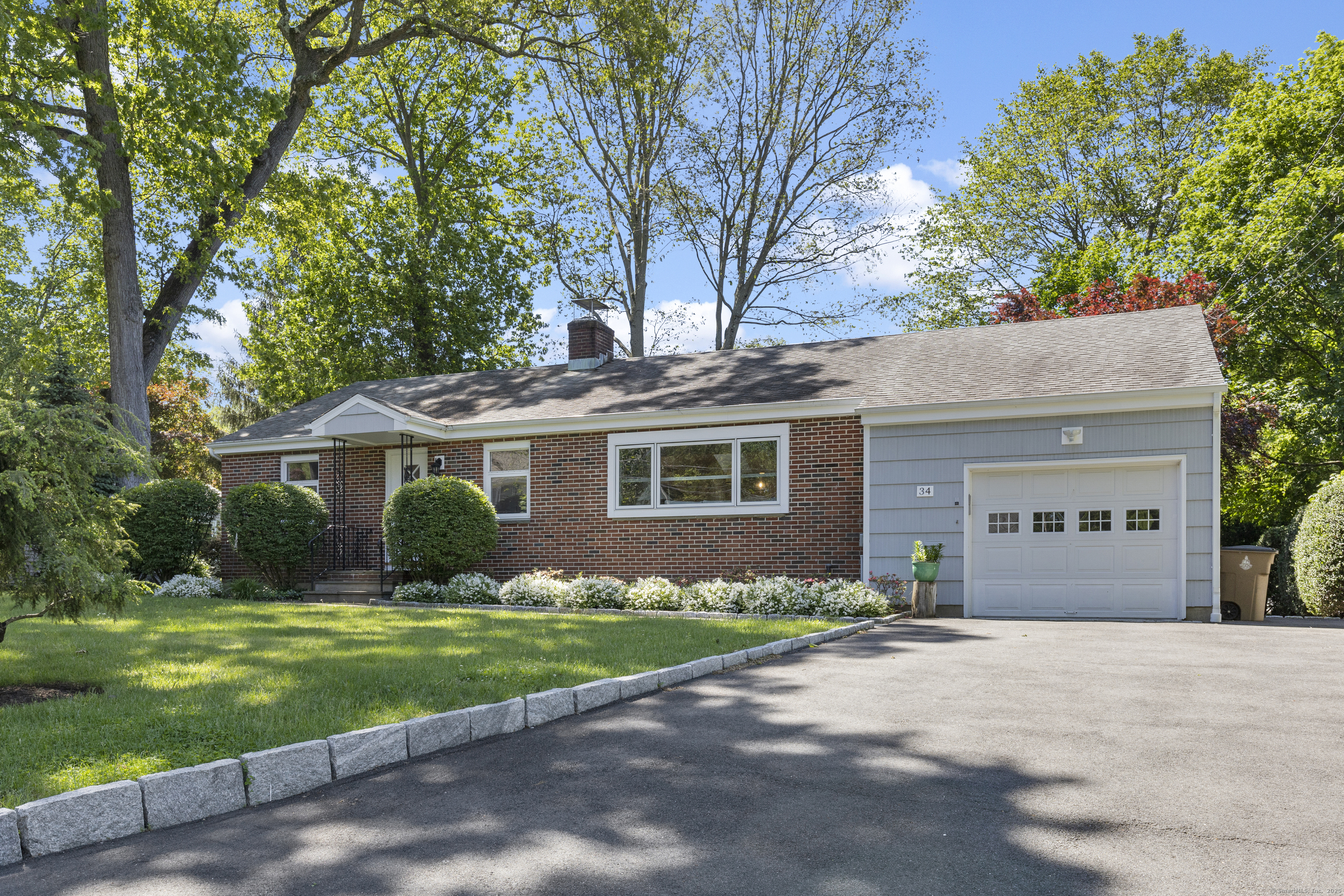 34 Hazelwood Lane Stamford CT