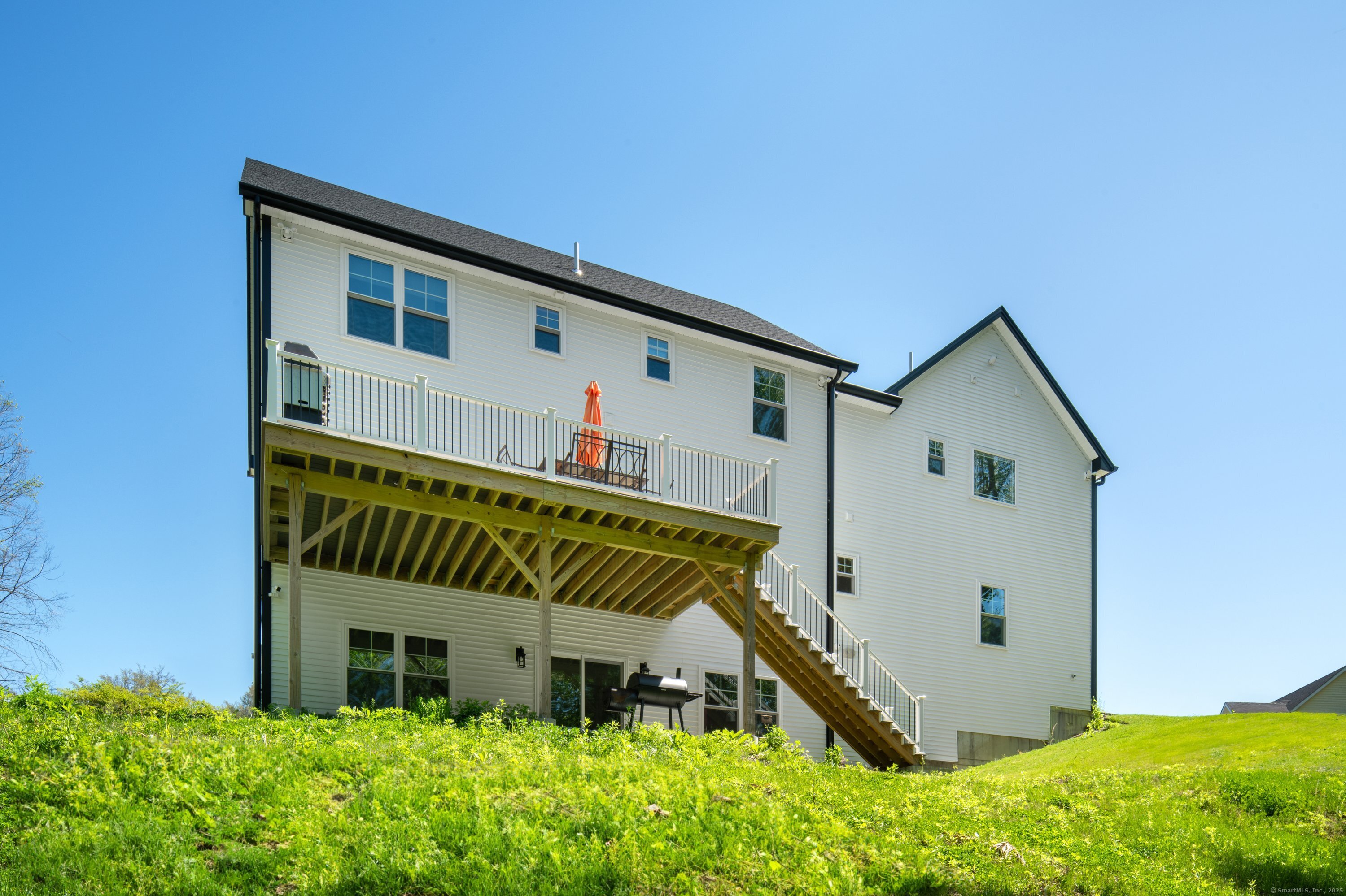 26 Hunting Ridge, Brookfield, Connecticut 06804