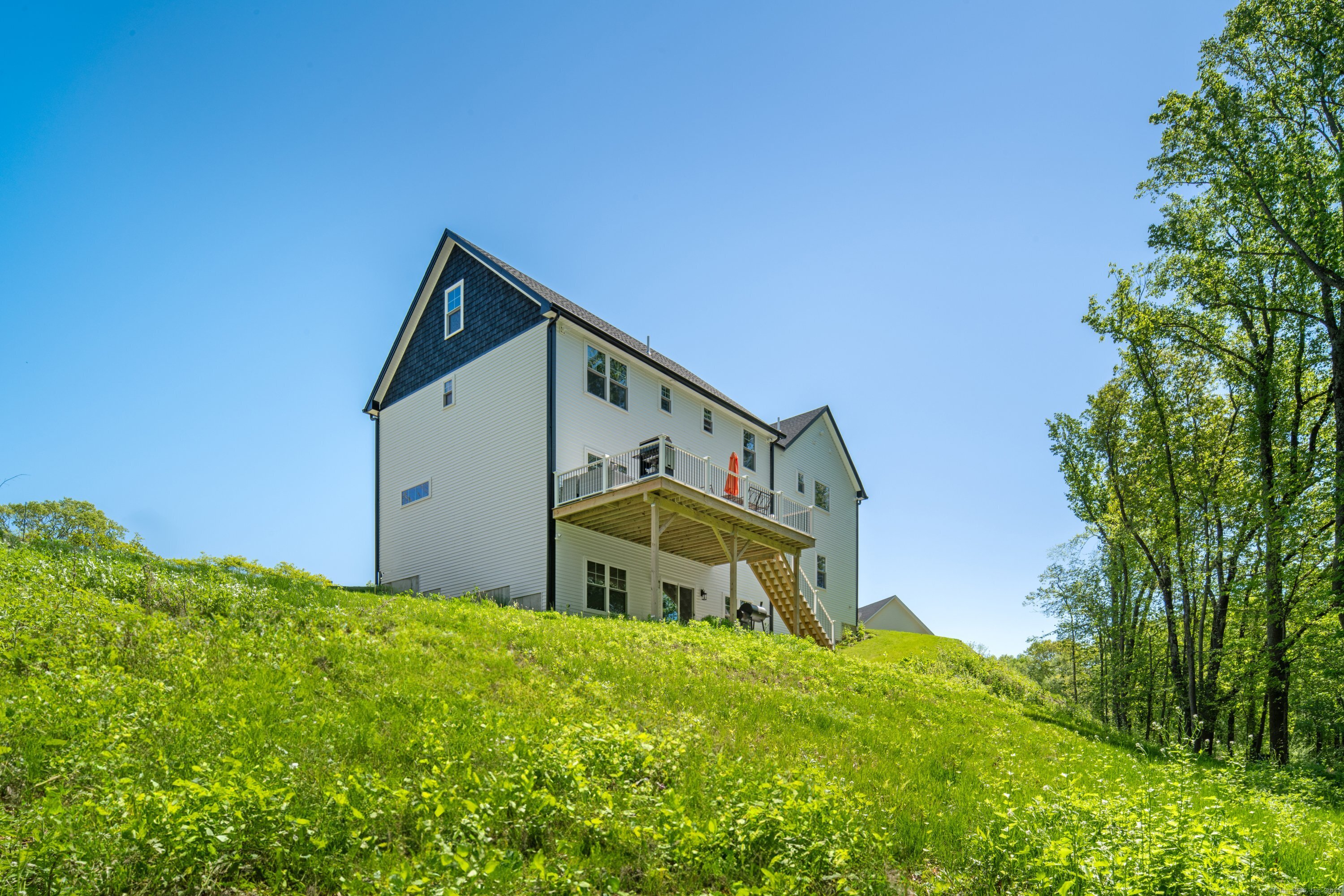 26 Hunting Ridge, Brookfield, Connecticut 06804