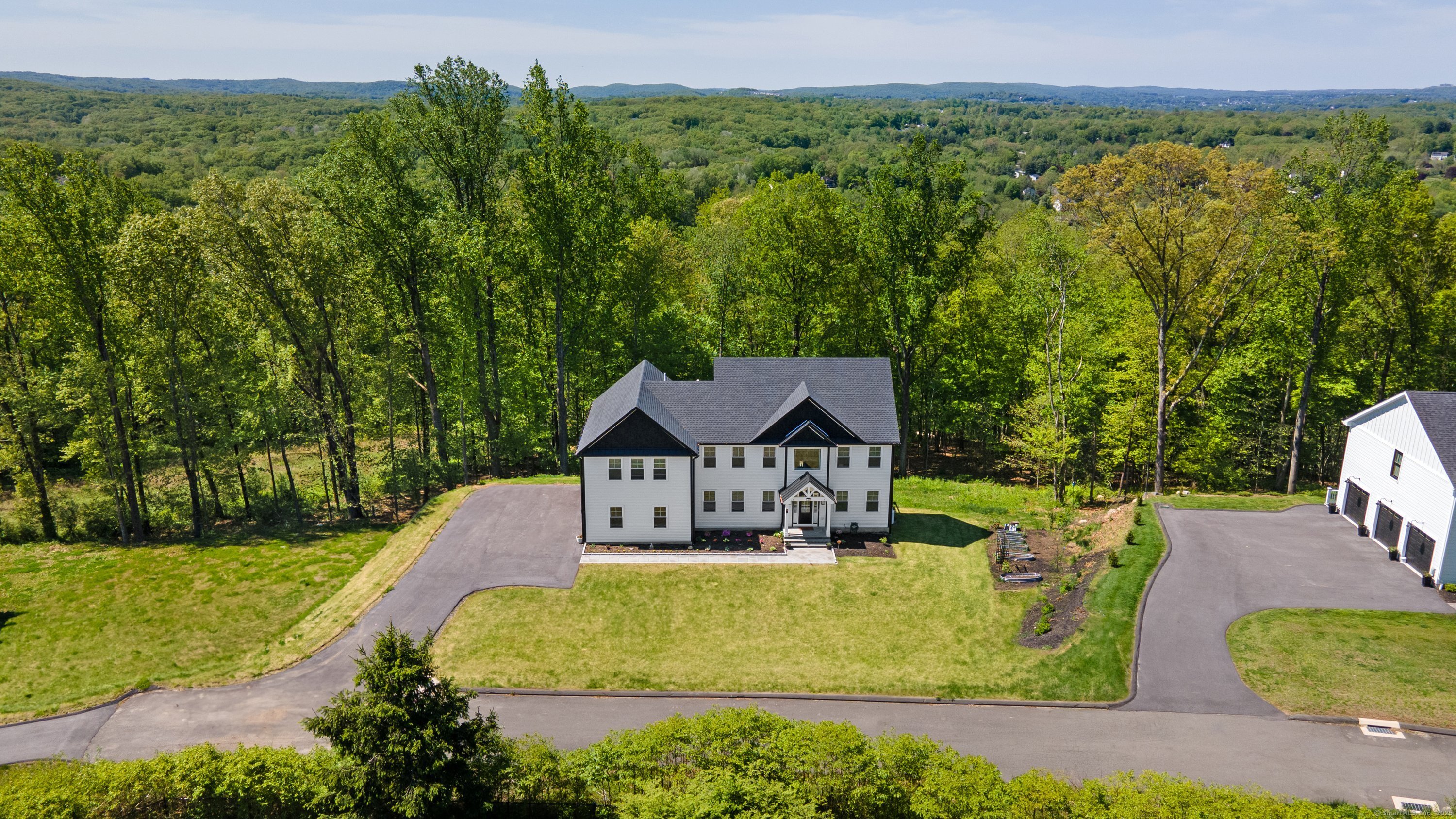 26 Hunting Ridge, Brookfield, Connecticut 06804