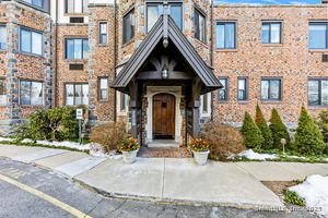 47 Lafayette Place, Unit APT 4C