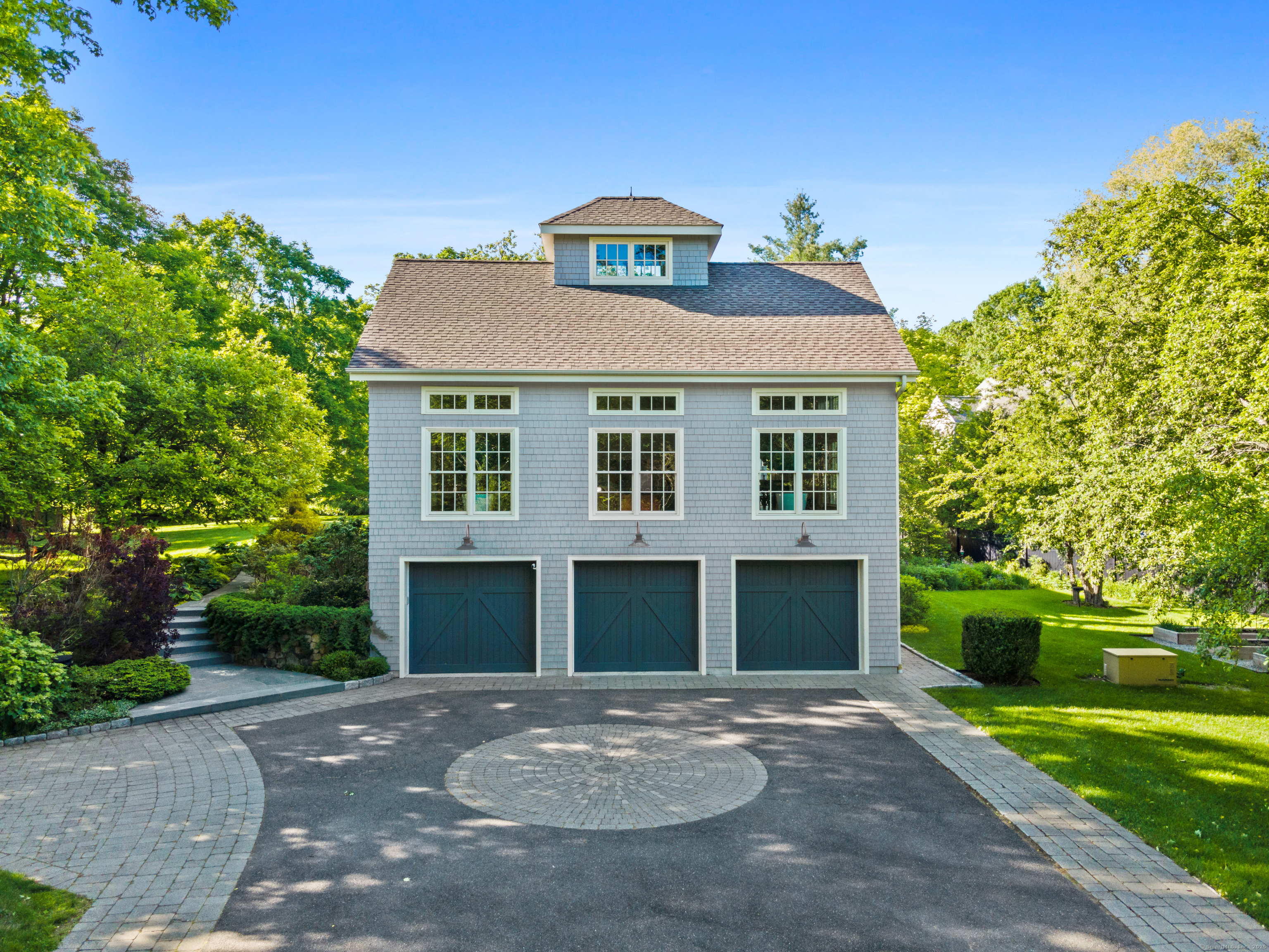 173 Farmingville, Ridgefield, Connecticut 06877