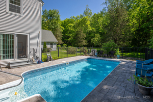 Homes for sale in Roxbury, CT | 286 South St, Roxbury, CT 06783 | MLS# 24097497