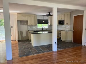 Homes for sale in Southington, CT | 132 Walkley Dr, Southington, CT 06489 | MLS# 24093493