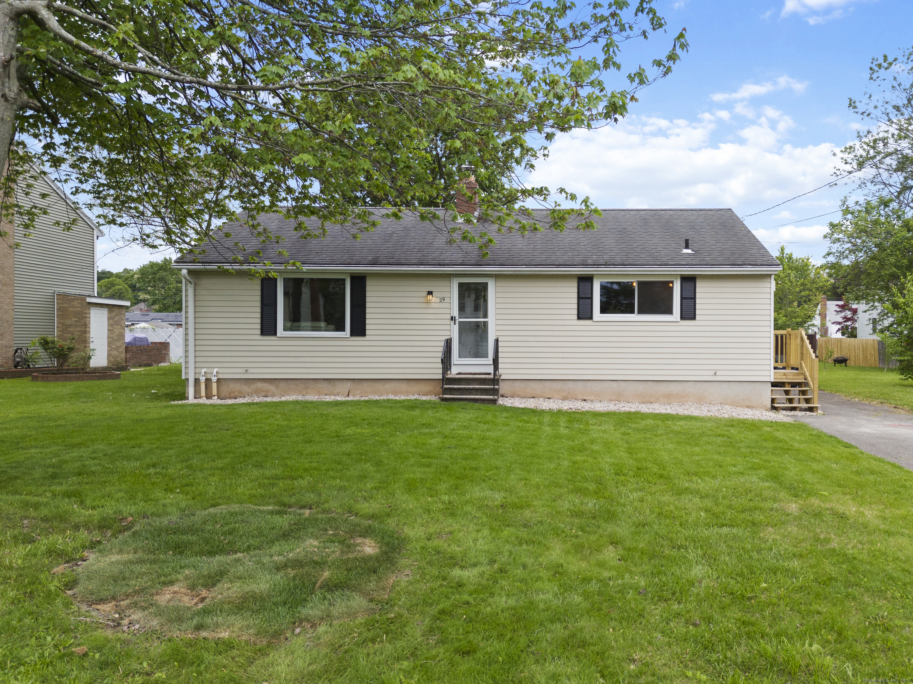 29 Carson Avenue Wethersfield CT
