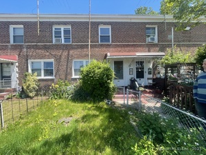 Homes for sale in Bridgeport, CT | Bld 69 Court D Court #82, Bridgeport, CT 06610 | MLS# 24097518