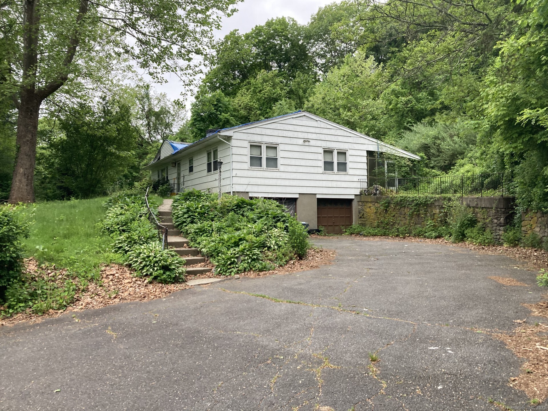 84 Huntingtown Road Newtown CT