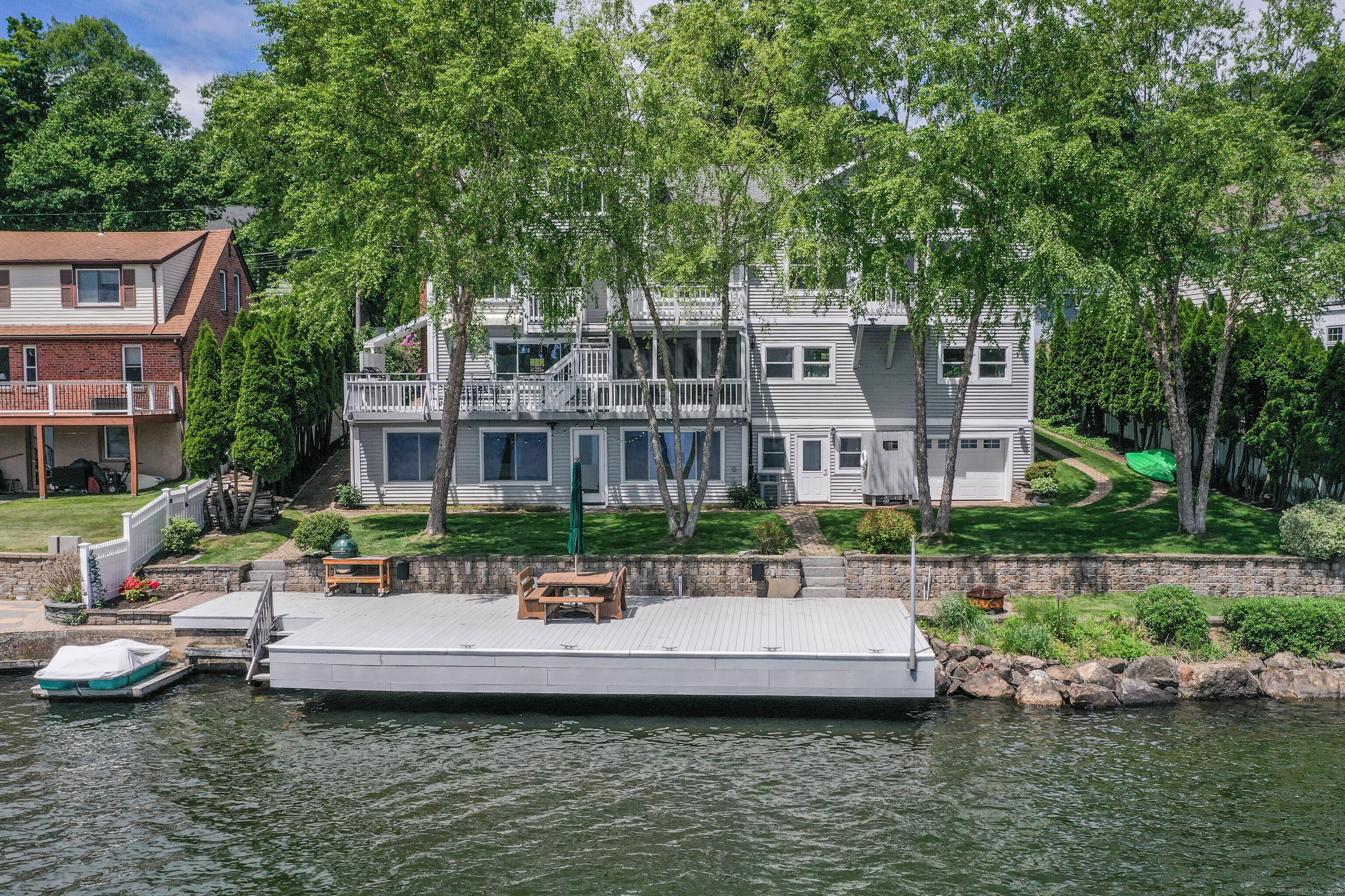 22 Lake Shore Drive Middlefield CT
