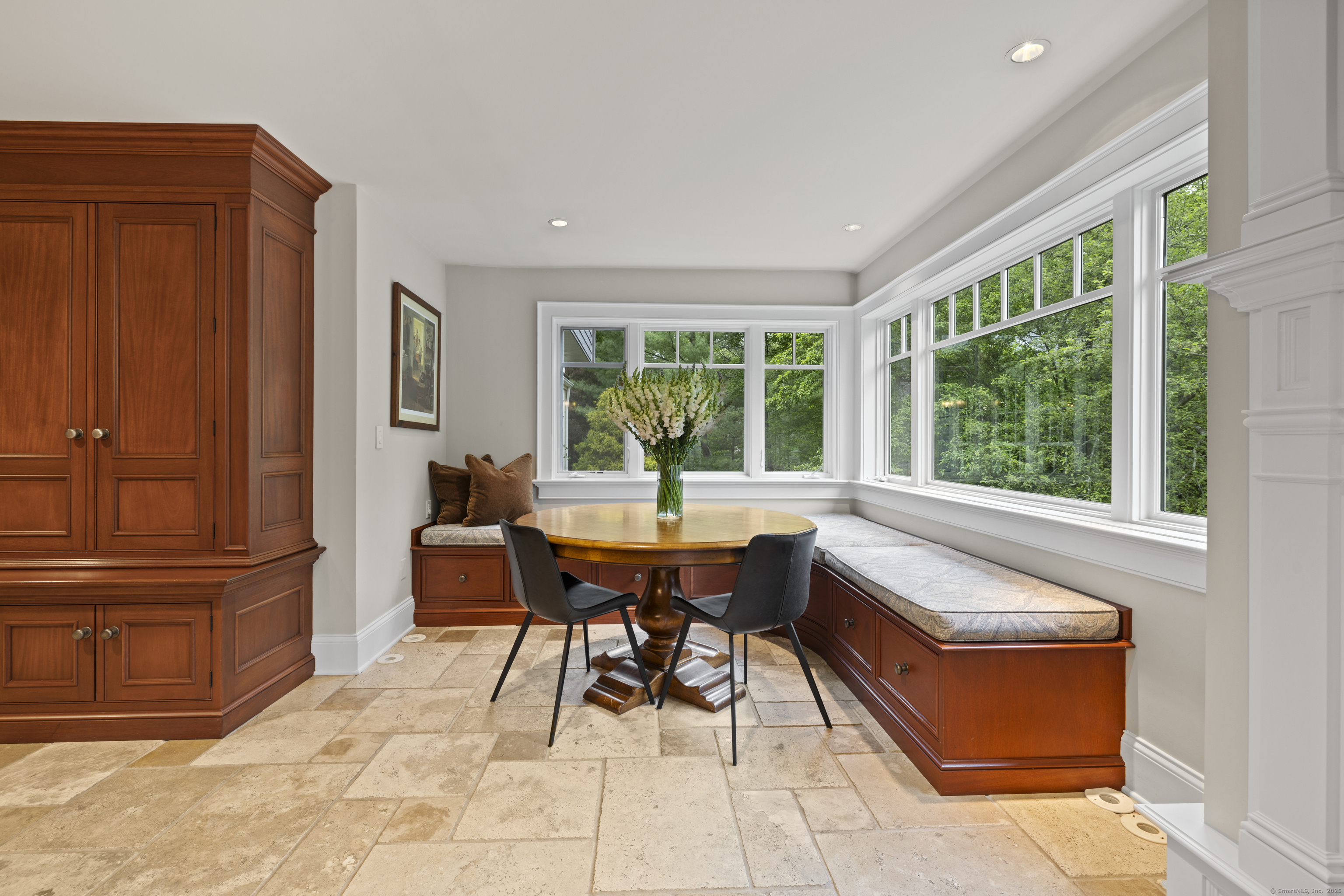 173 Farmingville, Ridgefield, Connecticut 06877