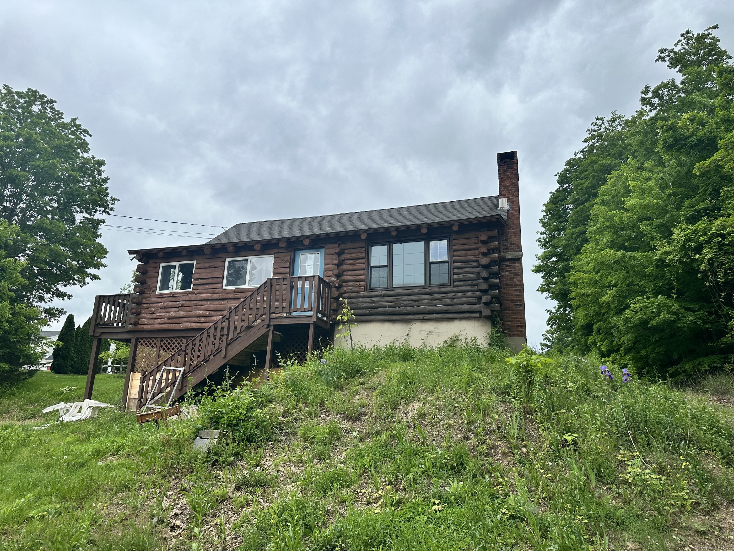 153 Main Street East Granby CT