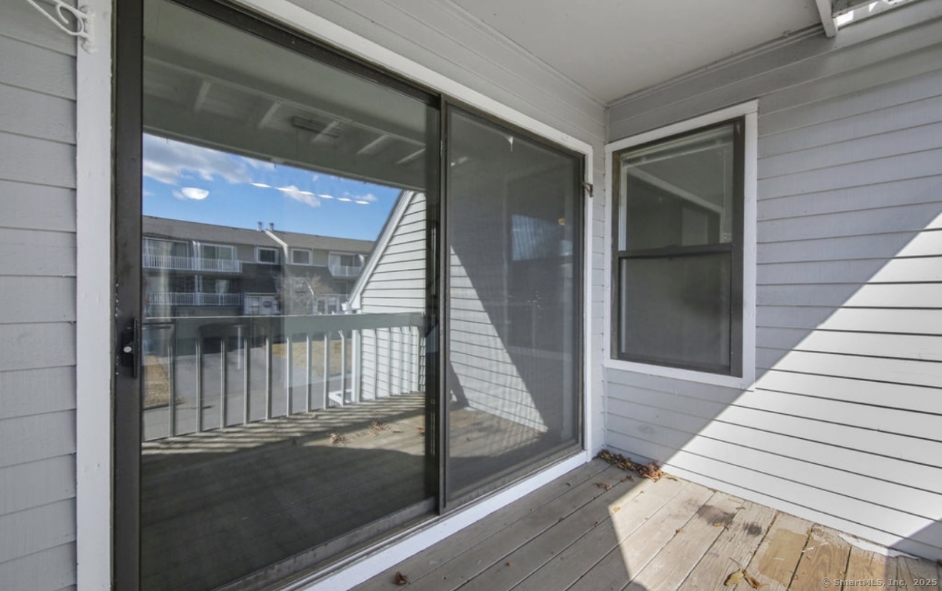 730 Robert Frost, Branford, 06405, 2 Bedrooms Bedrooms, ,1 BathroomBathrooms,Residential Rental,For Sale,730 Robert Frost,24098292