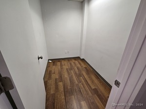 Homes for sale in Brookfield, CT | 2 Old New Milford Rd #1E, Brookfield, CT 06804 | MLS# 24098342