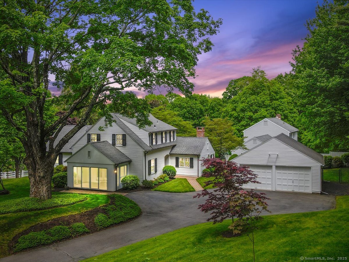 222 Crest Road, Middlebury, CT 06762