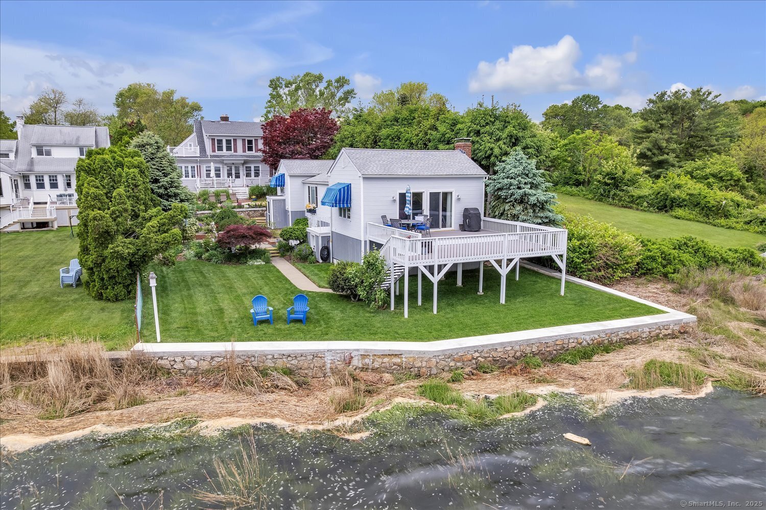 Homes for sale in Warwick, RI | 376 Parkside Dr, Warwick, RI 02888 | MLS# 24098505