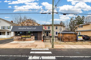 Homes for sale in Manchester, CT | 378 Hartford Rd, Manchester, CT 06040 | MLS# 24098533