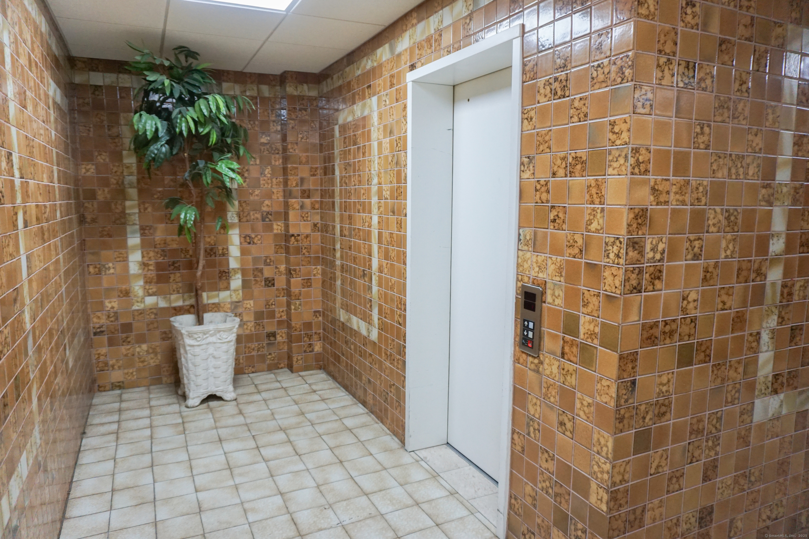901 Wethersfield, Hartford, 06114, ,Commercial For Lease,For Rent,Wethersfield,24098539