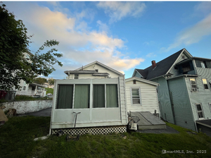 Homes for sale in Naugatuck, CT | 198 Maple St, Naugatuck, CT 06770 | MLS# 24098476