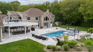 Homes for sale in Waterford, CT | 15a Shore Rd, Waterford, CT 06385 | MLS# 24097218