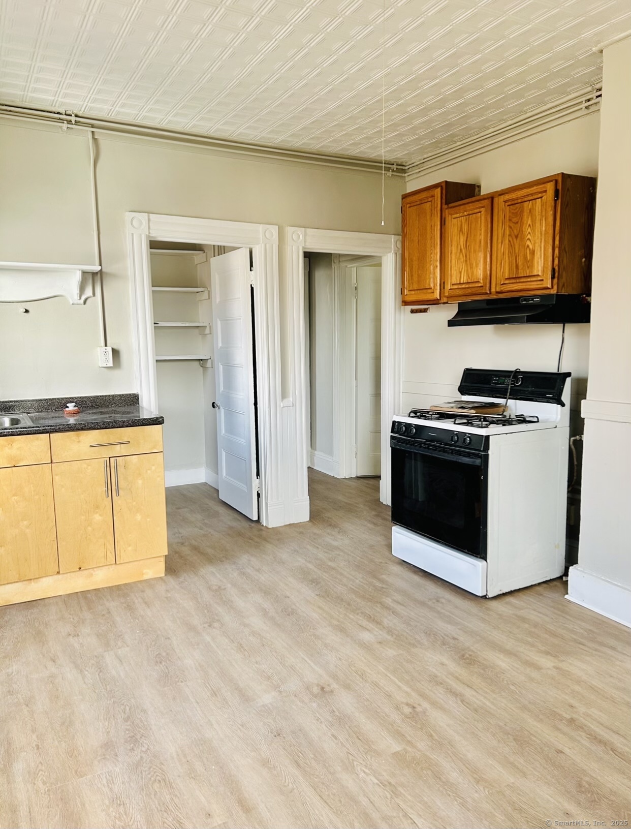 53 Brown, Hartford, 06114, 3 Bedrooms Bedrooms, ,1 BathroomBathrooms,Residential Rental,For Sale,Brown,24098636
